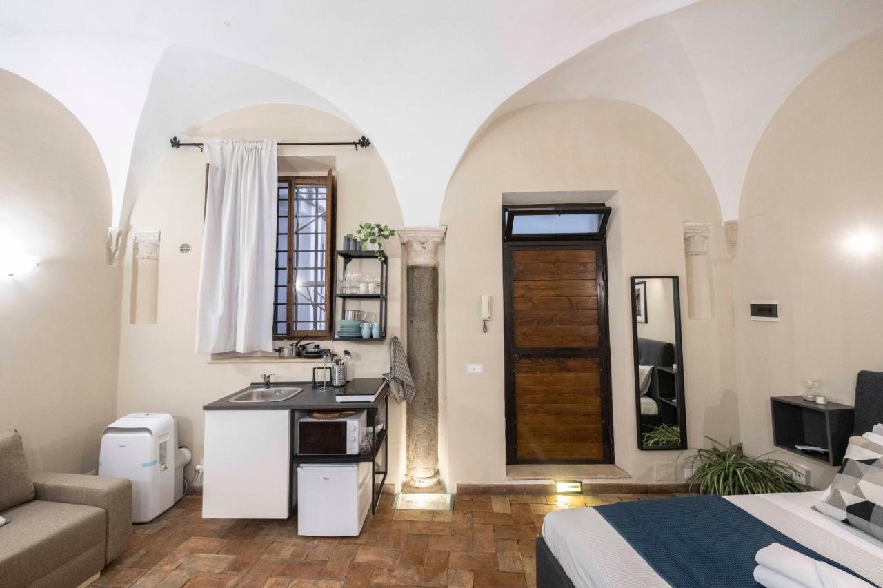 Studio Delle Grotte - Campo De' Fiori ローマ エクステリア 写真
