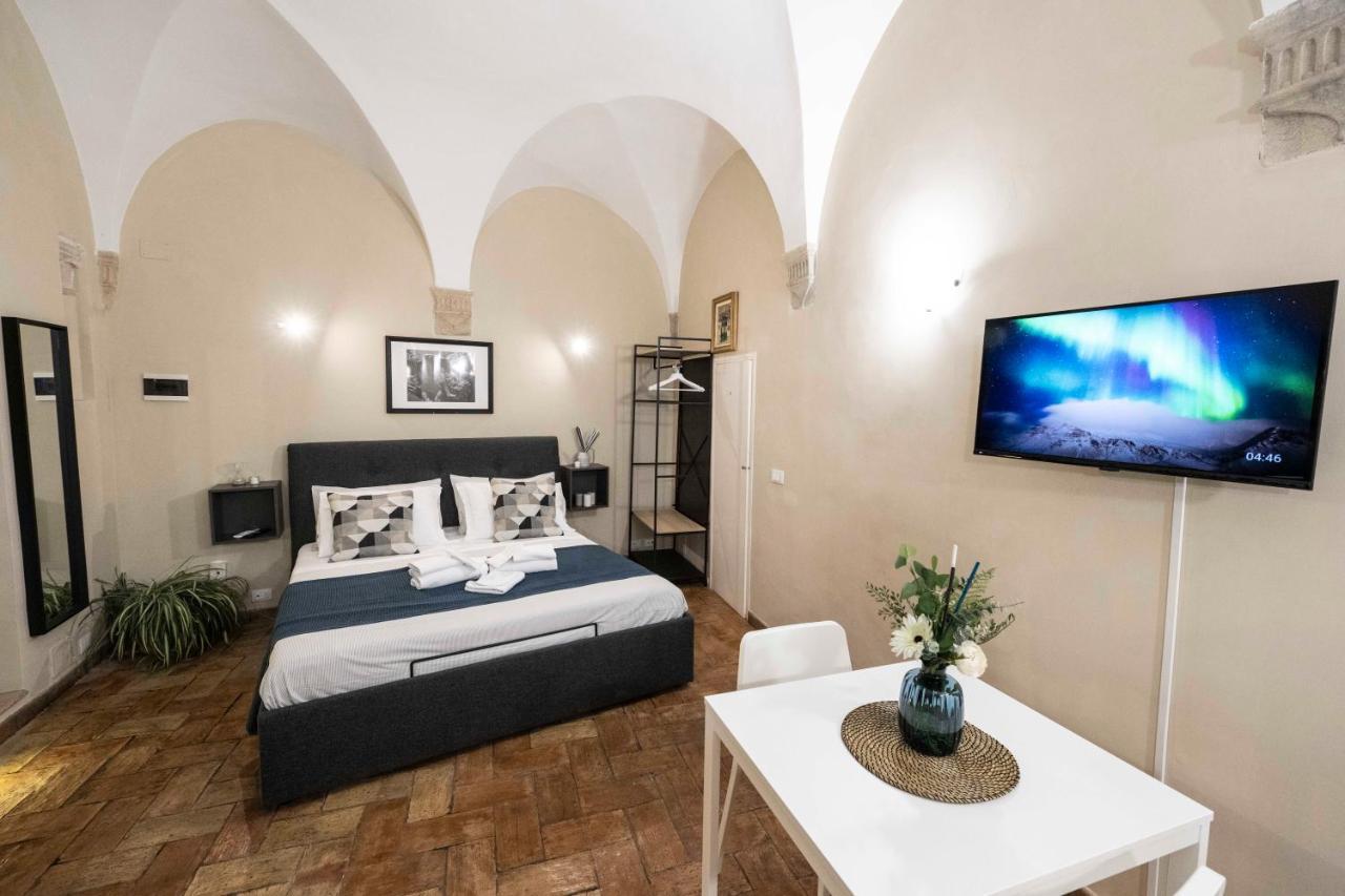 Studio Delle Grotte - Campo De' Fiori ローマ エクステリア 写真